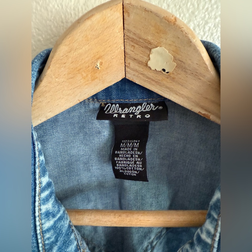 Wrangler Retro Light Blue sleeveless front tie shirt